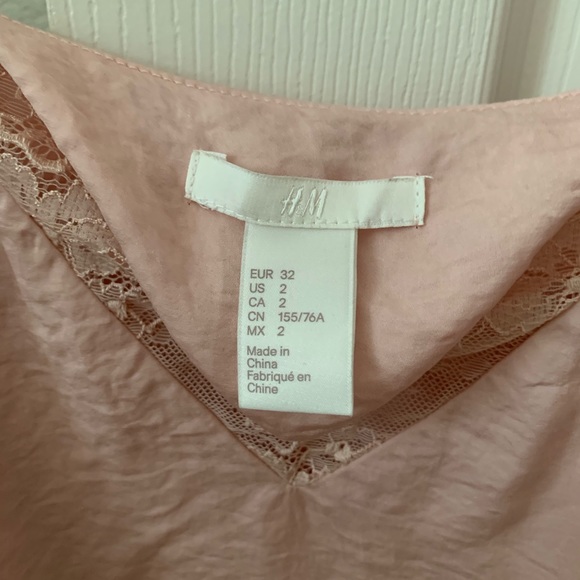 Satin lace cami - Picture 2 of 3